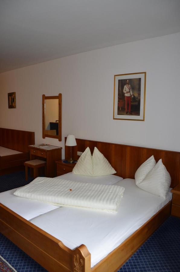 Cityhotel Ratheiser Klagenfurt am Woerthersee Exterior photo